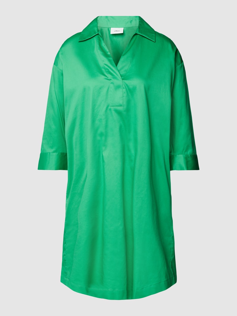 Knielanges Kleid mit V-Ausschnitt in grün