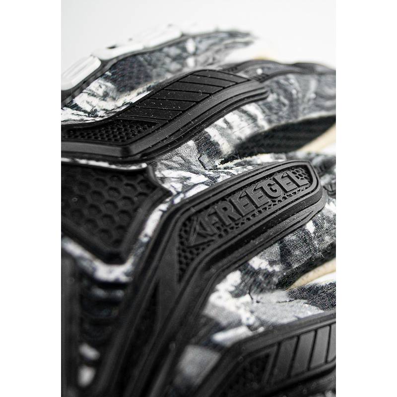 Reusch Attrakt Freegel Gold Evolution Cut Torwarthandschuhe