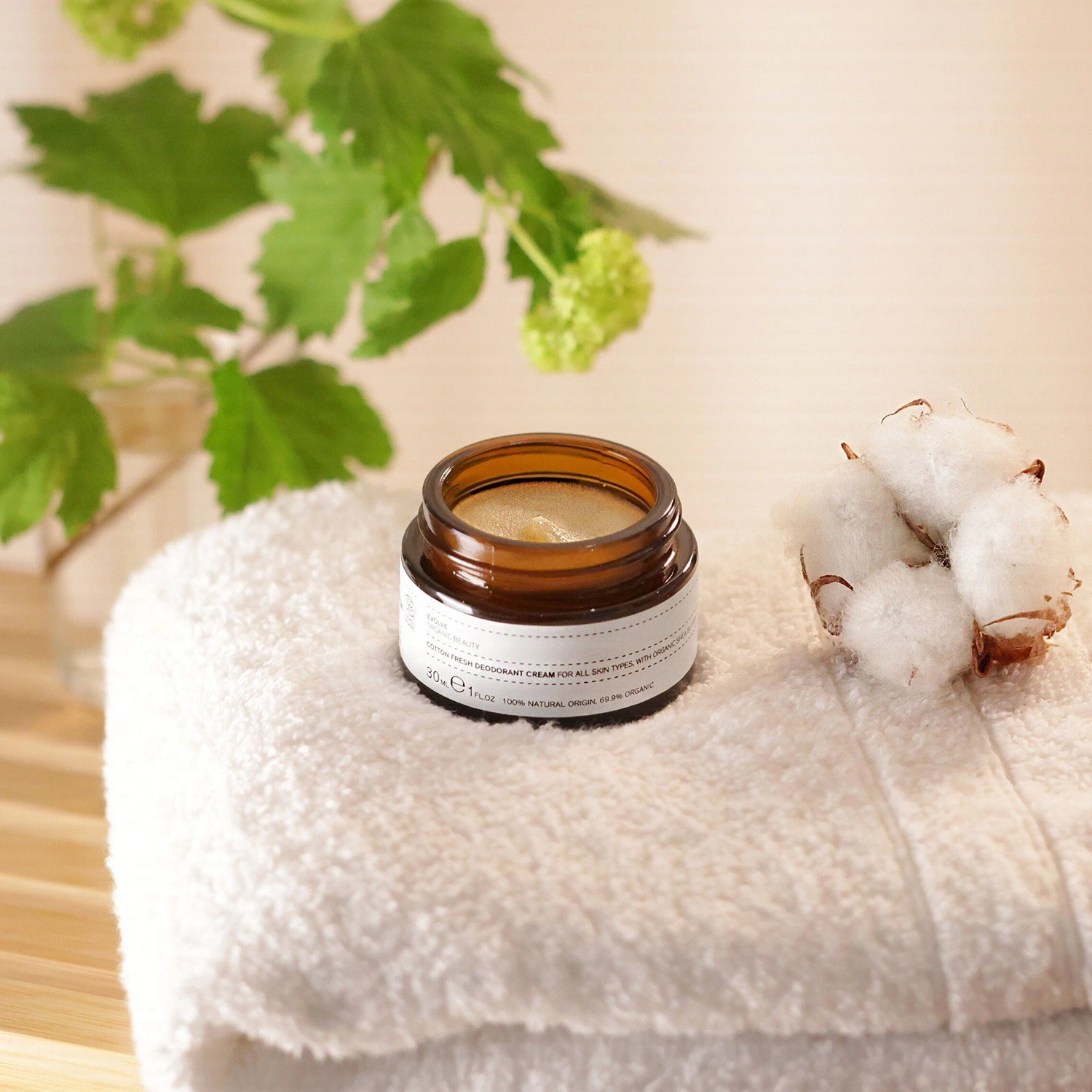 „Evolve Organic Beauty“ medvilnės gaivinantis dezodorantas-kremas