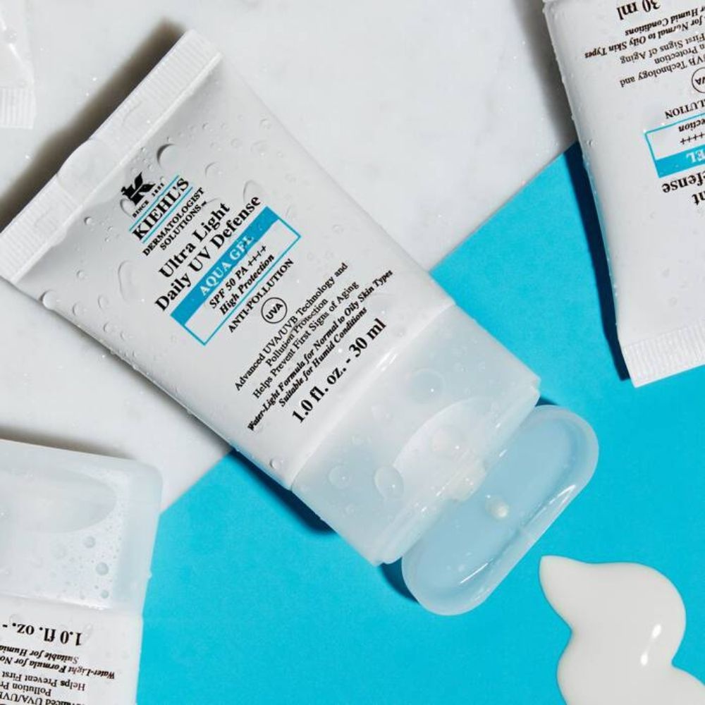 kiehl's Ultra Light Daily UV Defense Aqua Gel SPF 50 PA++++ Fluide solaire visage SPF 50 et anti-pollution pour peaux normales à grasses