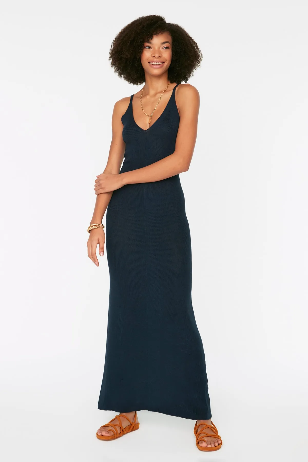 Trendyol Collection  Marineblaues Maxi-Strick-Basic-Kleid TWOSS20EL1574