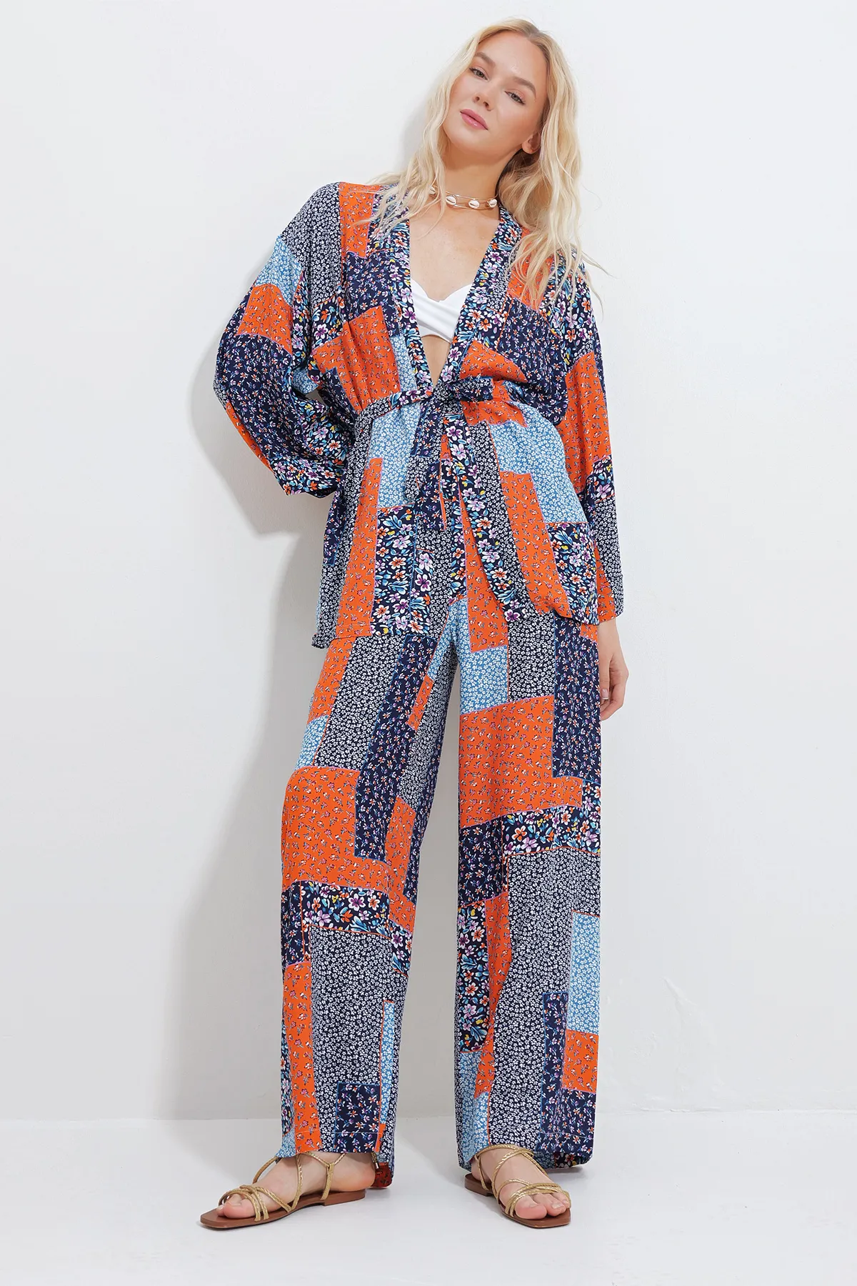 Trend Alaçatı Stili  Marineblau-Orangefarbenes Kimono-Jacken- und Palazzo-Hosen-Set für Damen ALC-X11594