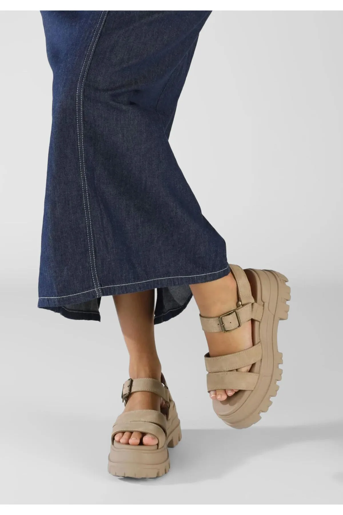 Buffalo  Damen Buffalo Aspha Ts Skandal Vegan Nubuck