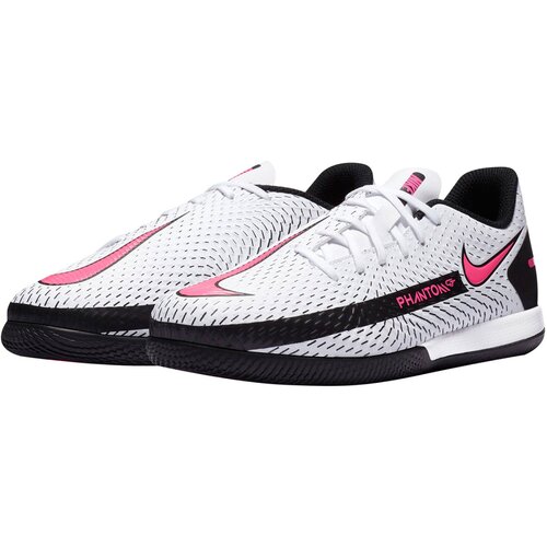 KINDER FUSSBALLSCHUHE HALLE 