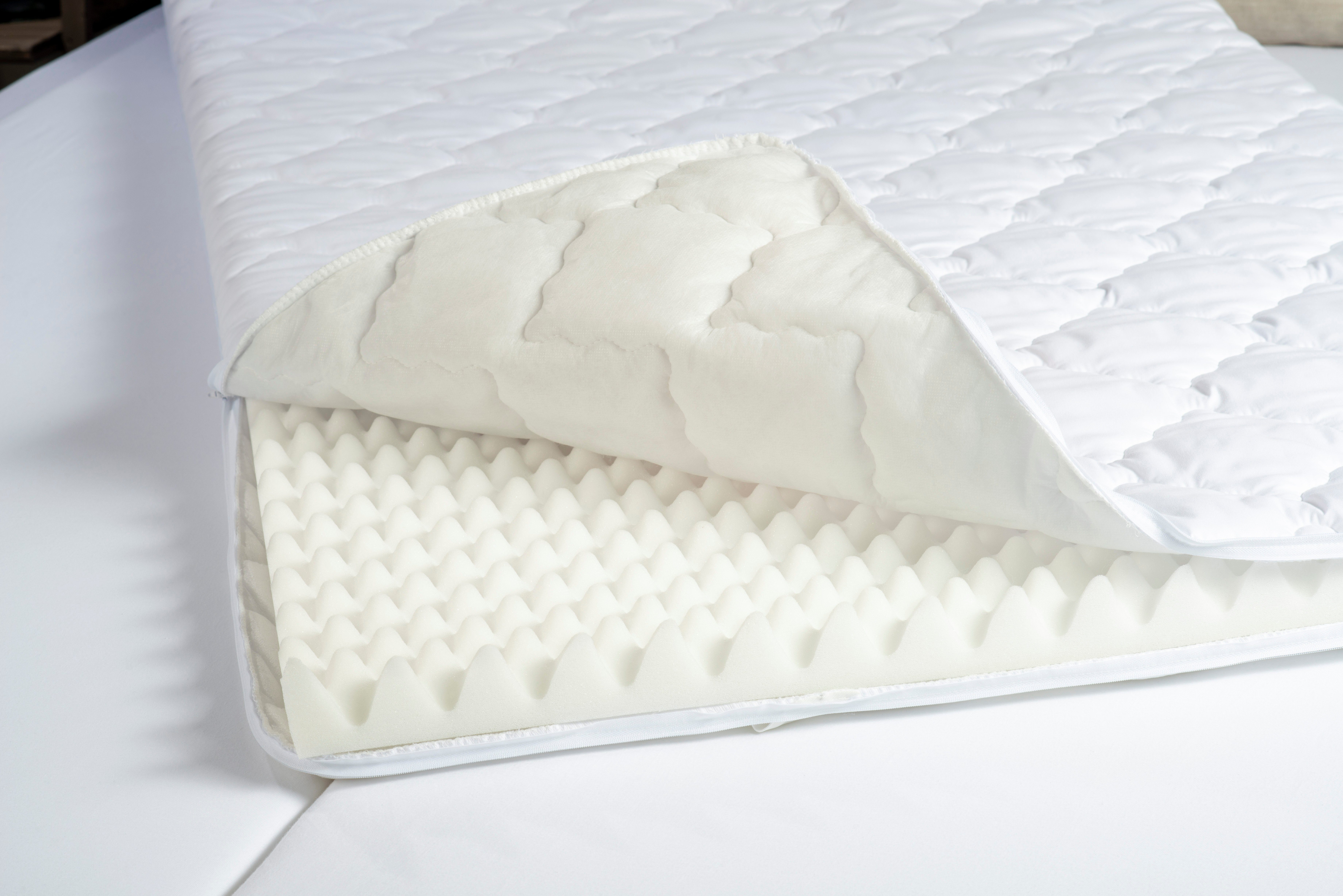Topper Senso mit angenehmer Noppenstruktur und Eckgummis zur Befestigung, Badenia Trendline, 7 cm hoch, Komfortschaum, Matratzenauflage 80 x 200 cm
