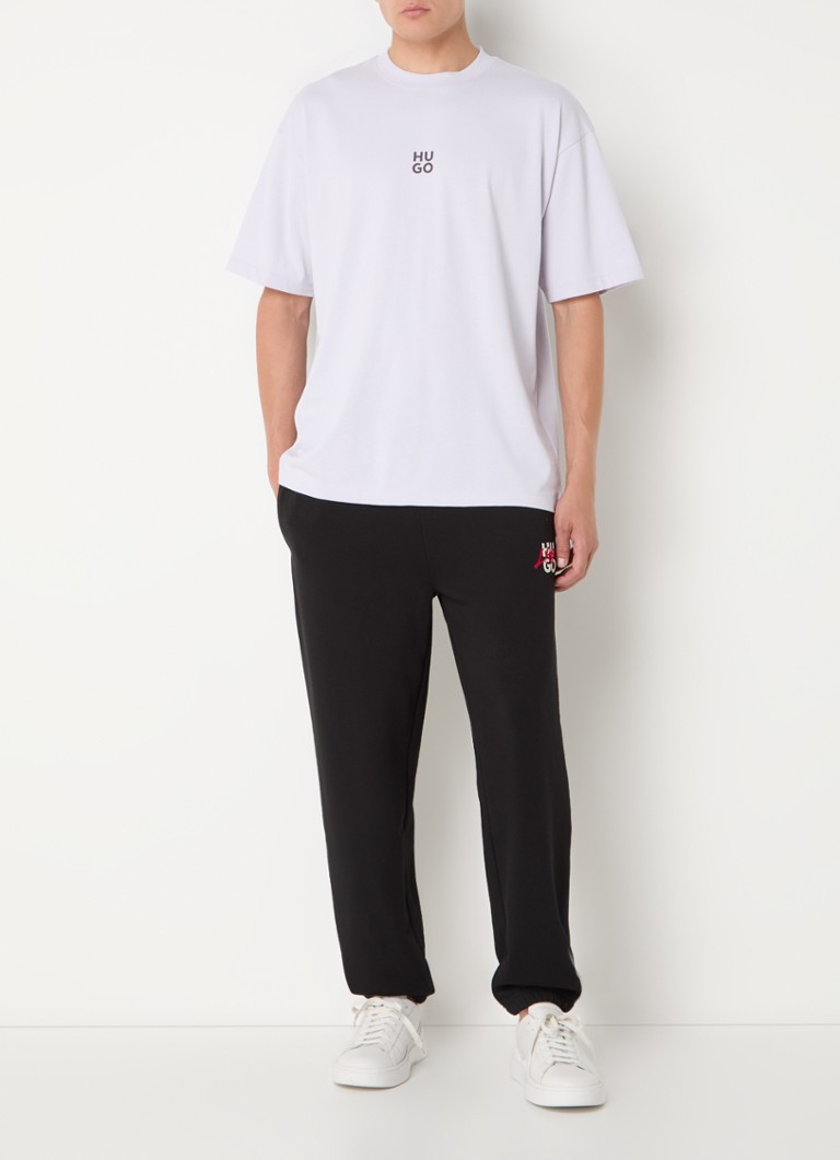 Pantaloni de trening slim fit de la HUGO BOSS, cu logo și buzunare laterale.