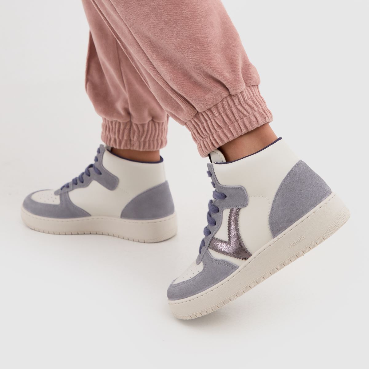 Victoria Madrid – Grå höga sneakers