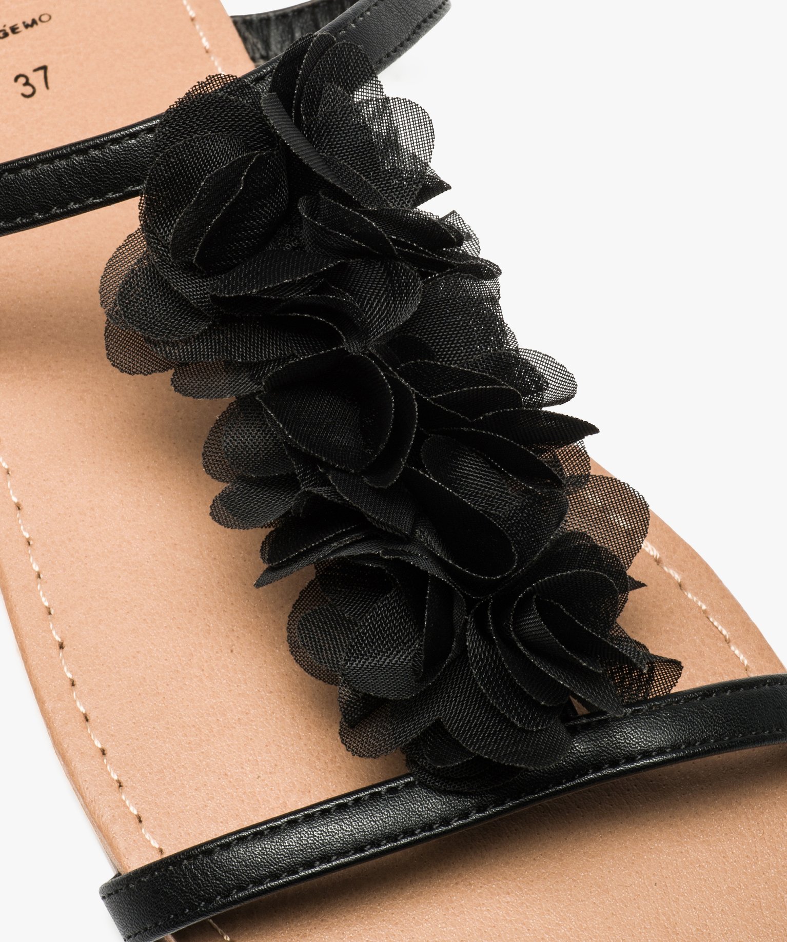 Sandales femme à talon plat ornées de fleurs en tissu noir | GEMO
