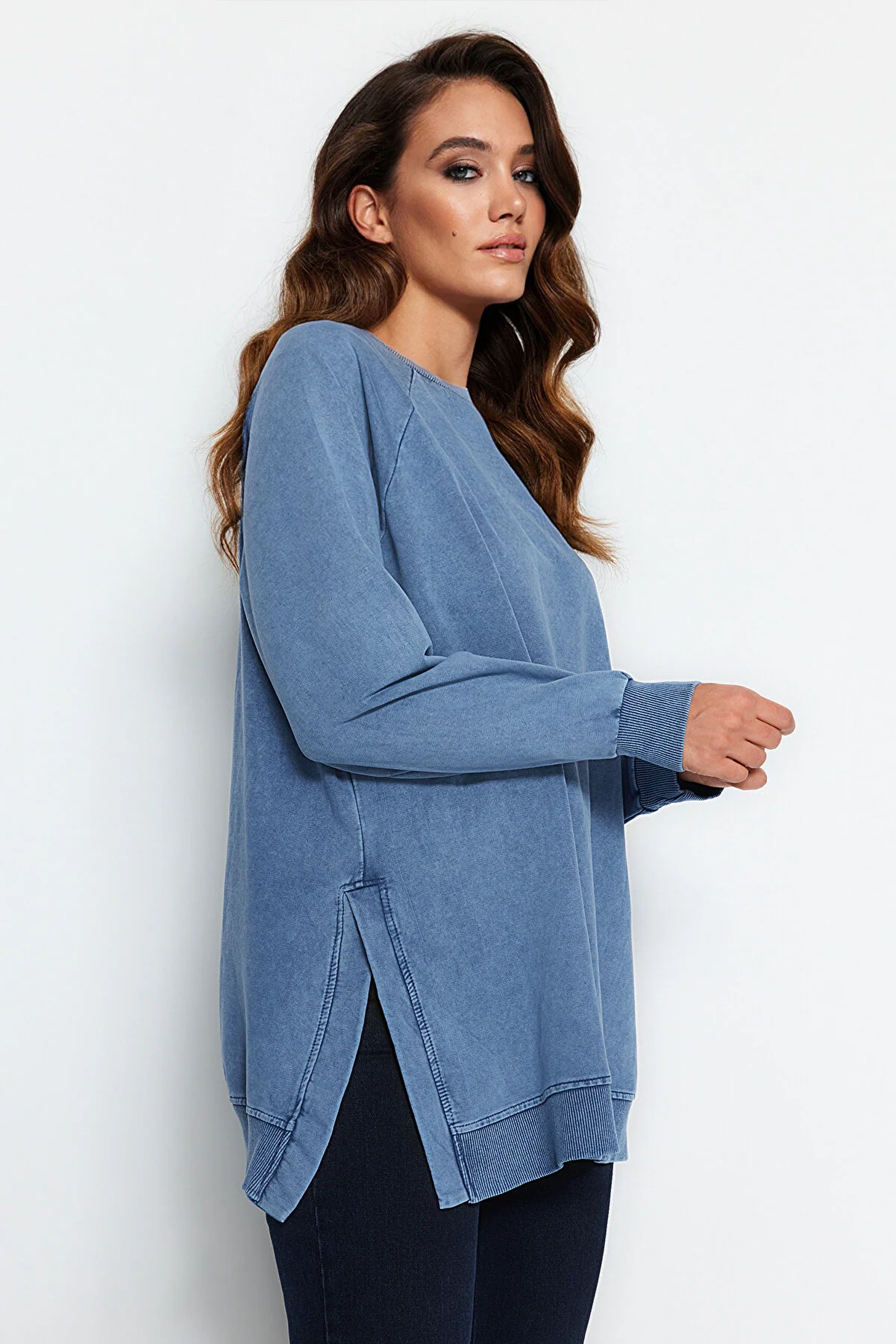 Trendyol Modest  Blau gewaschenes Strick-Sweatshirt TCTSS23TW00062