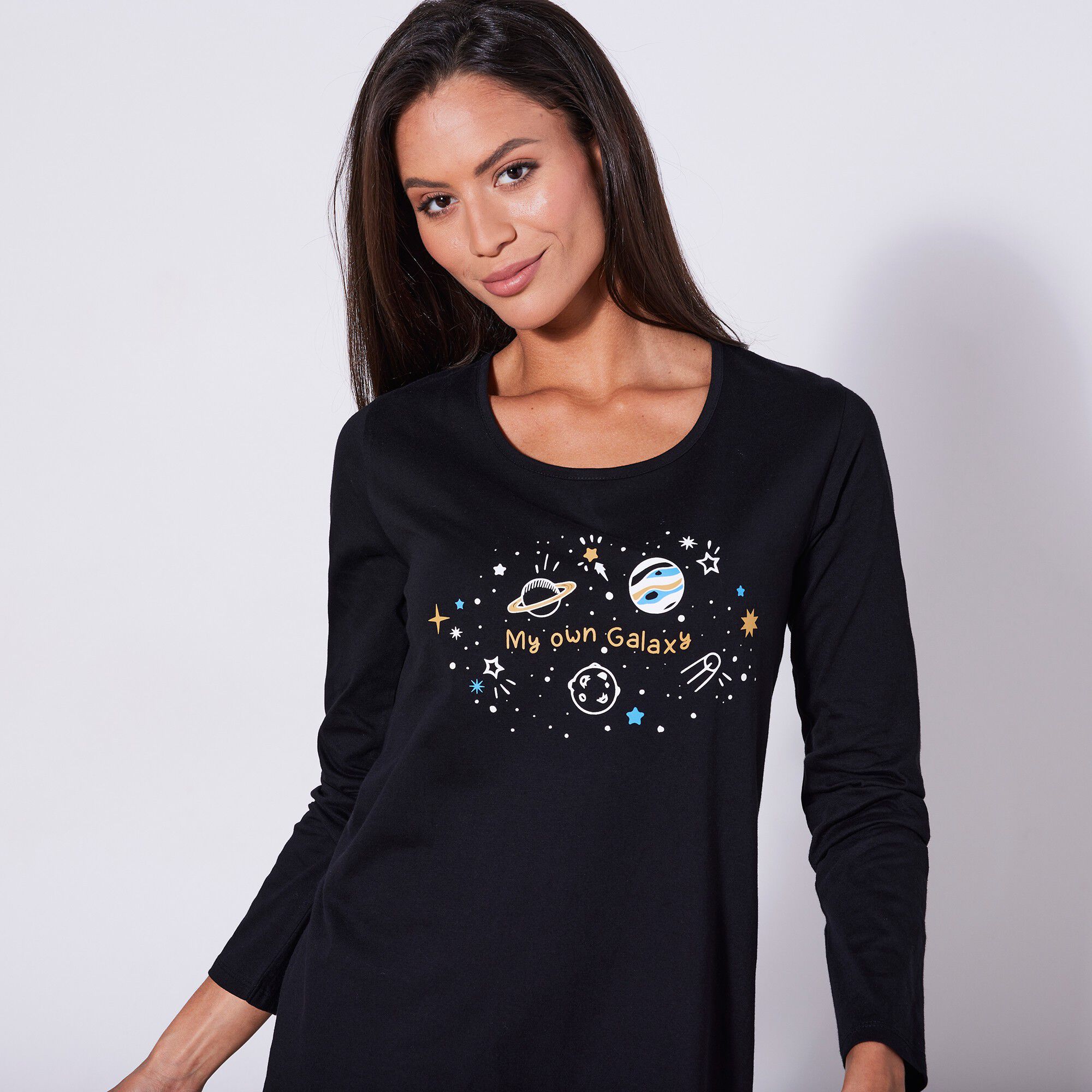 Chemise de nuit courte manches longues imprimé « galaxie »