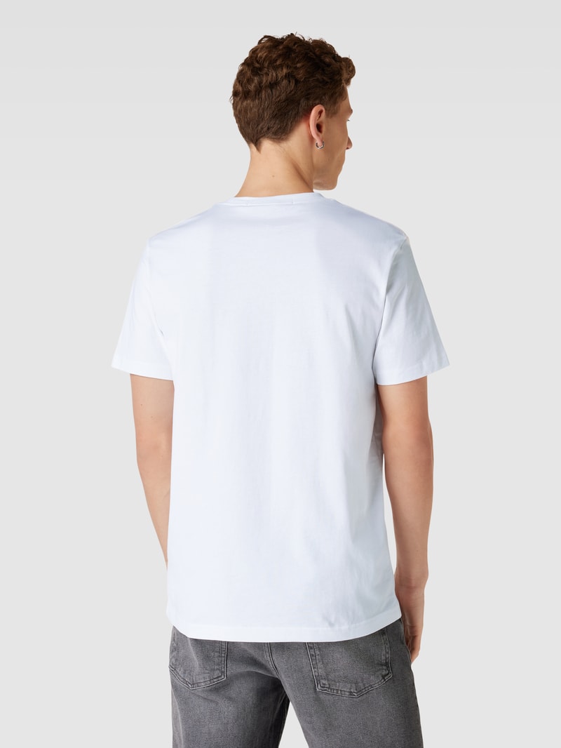 Regular Fit T-Shirt mit Label-Detail in weiss