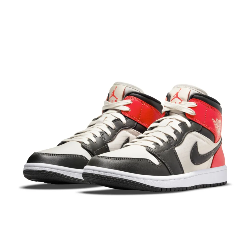 NIKE JORDAN 1 Air Jordan Wmns SE Mid DQ6078-100 / braun