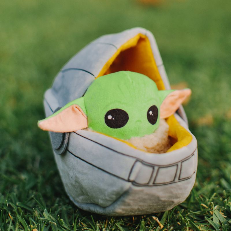 Star Wars Baby Yoda in der Wiege zu TOP-Preisen