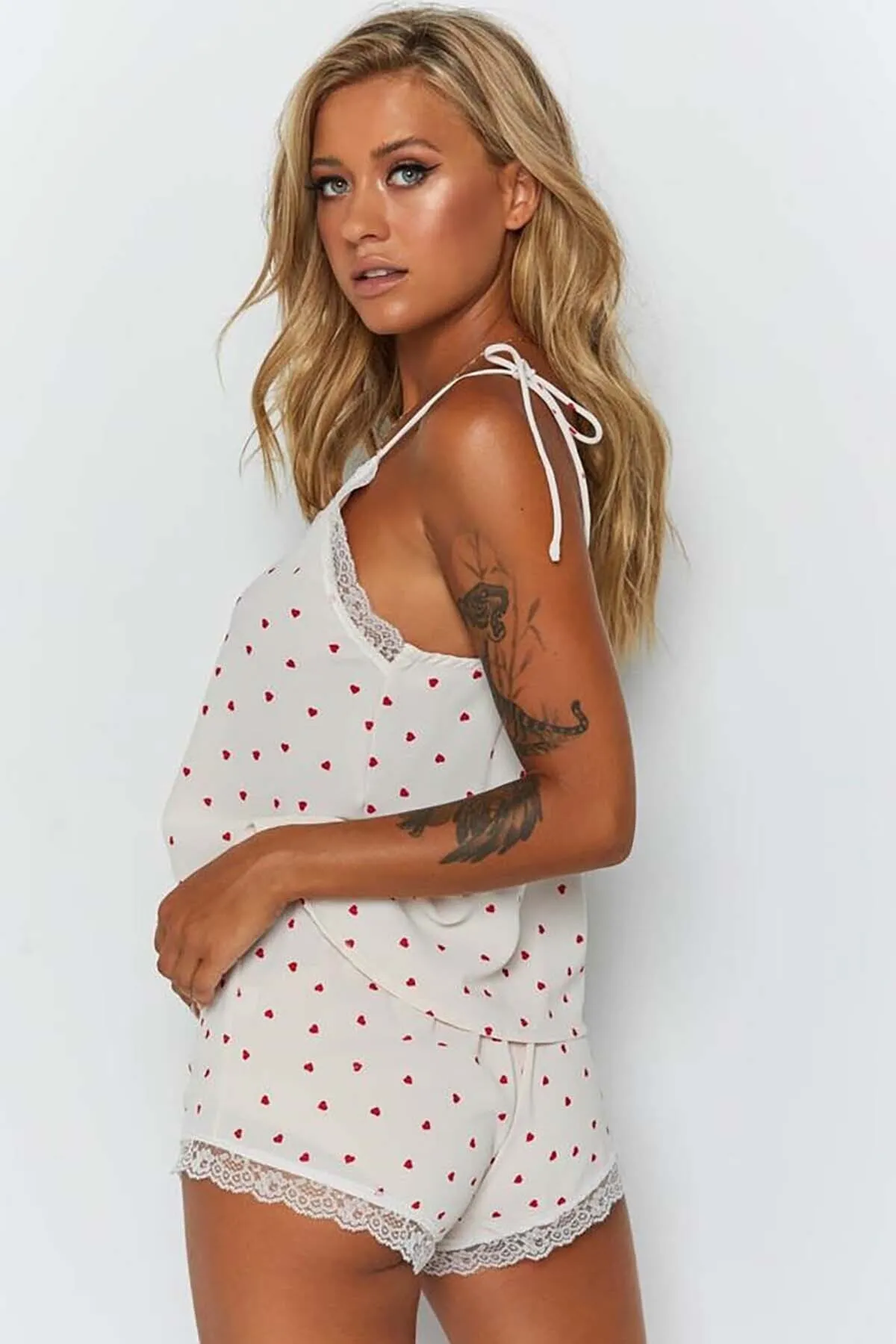 Merry See  Shorts-Pyjama-Set mit Spitze und Herzstickerei