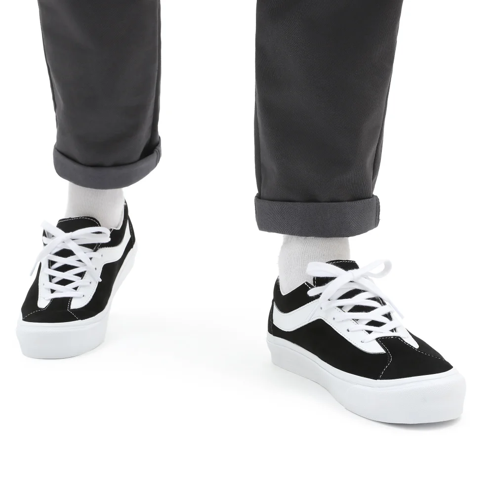 Vans Bold Ni VN0A3WLPOS71 / schwarz
