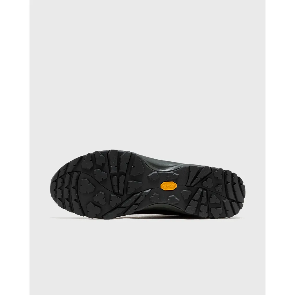 Norse Projects Laced Up Runner V02 NPF01-0008-9999 / schwarz