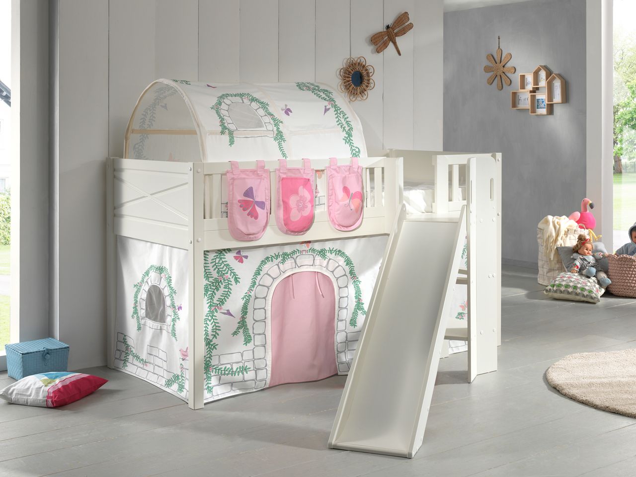 VIPACK Spielbett SCOTT, LF 90 x 200 cm, mit Rolllattenrost, Rutsche, Leiter und Textilset Vorhang, Tunnel und 3 Taschen 