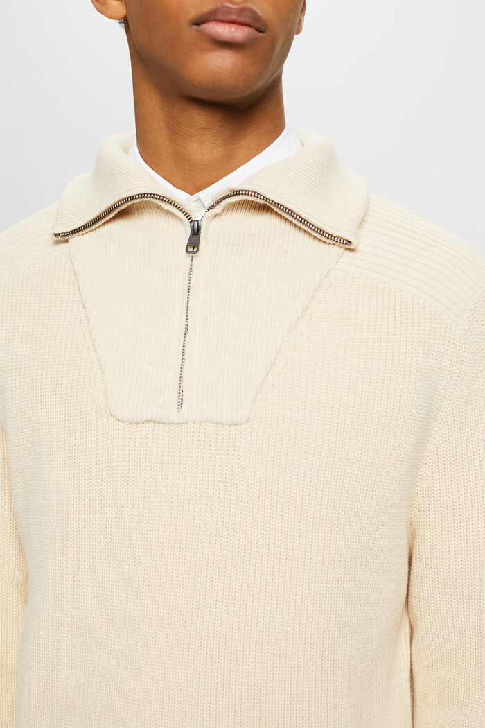 Strickpullover mit halblangem Reißverschluss