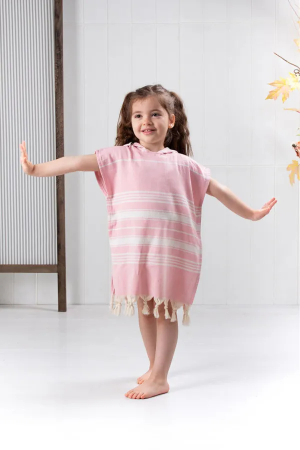 Formeya  Kinder-Bademantel, Poncho, 100 % Baumwolle, Strandtuch, Pestemal, Rosa