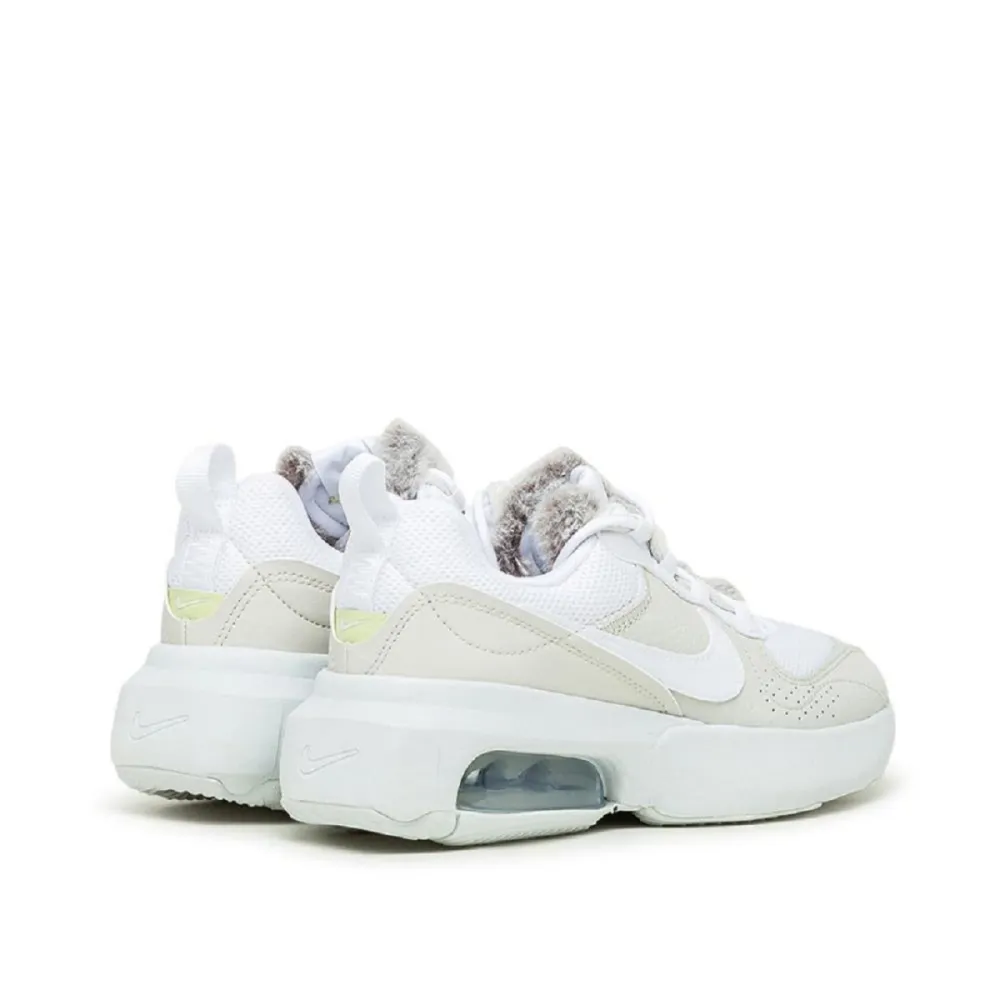 Nike WMNS Air Max Verona DC1166 001 / weiss
