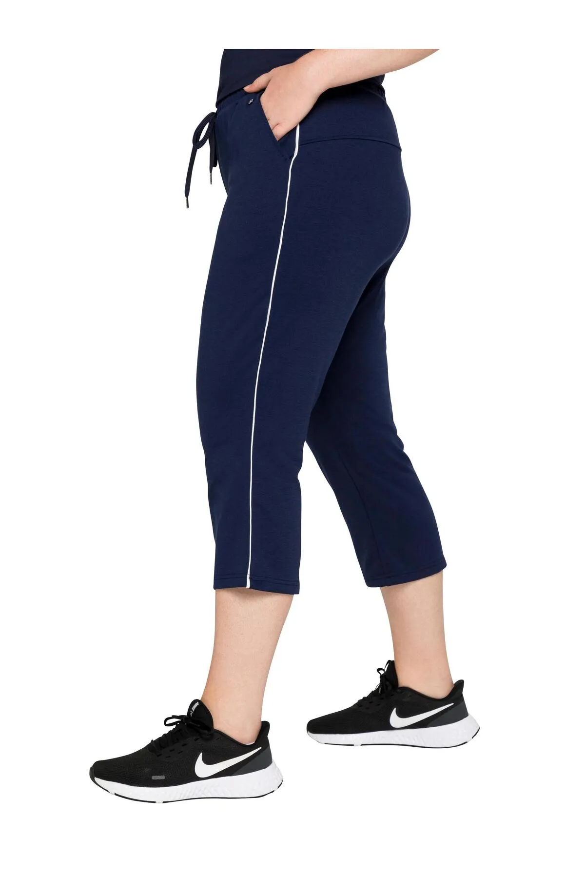 Sheego  Kurze Sporthose - Blau - Mittlerer Bund