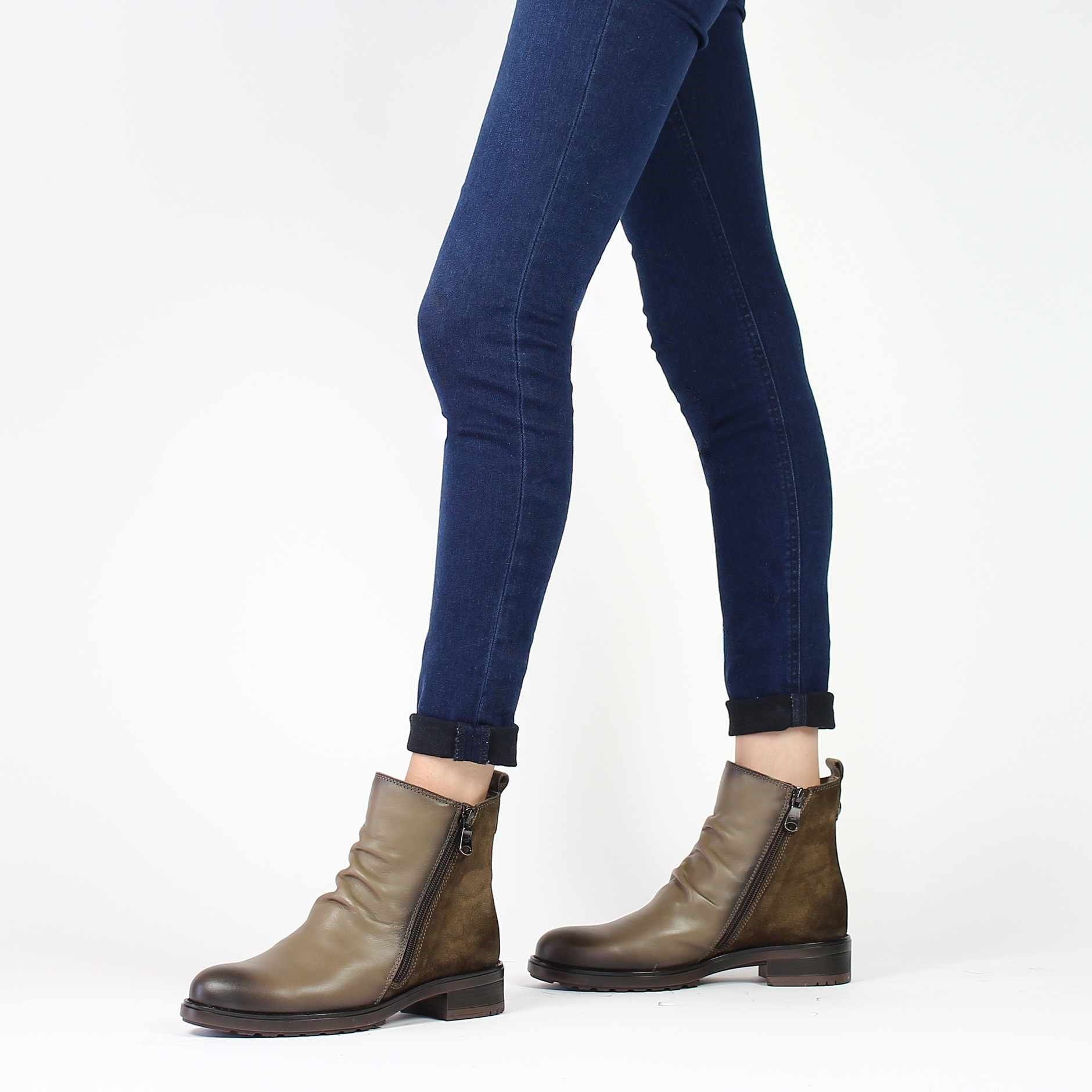Paula Urban  9550 - Taupe