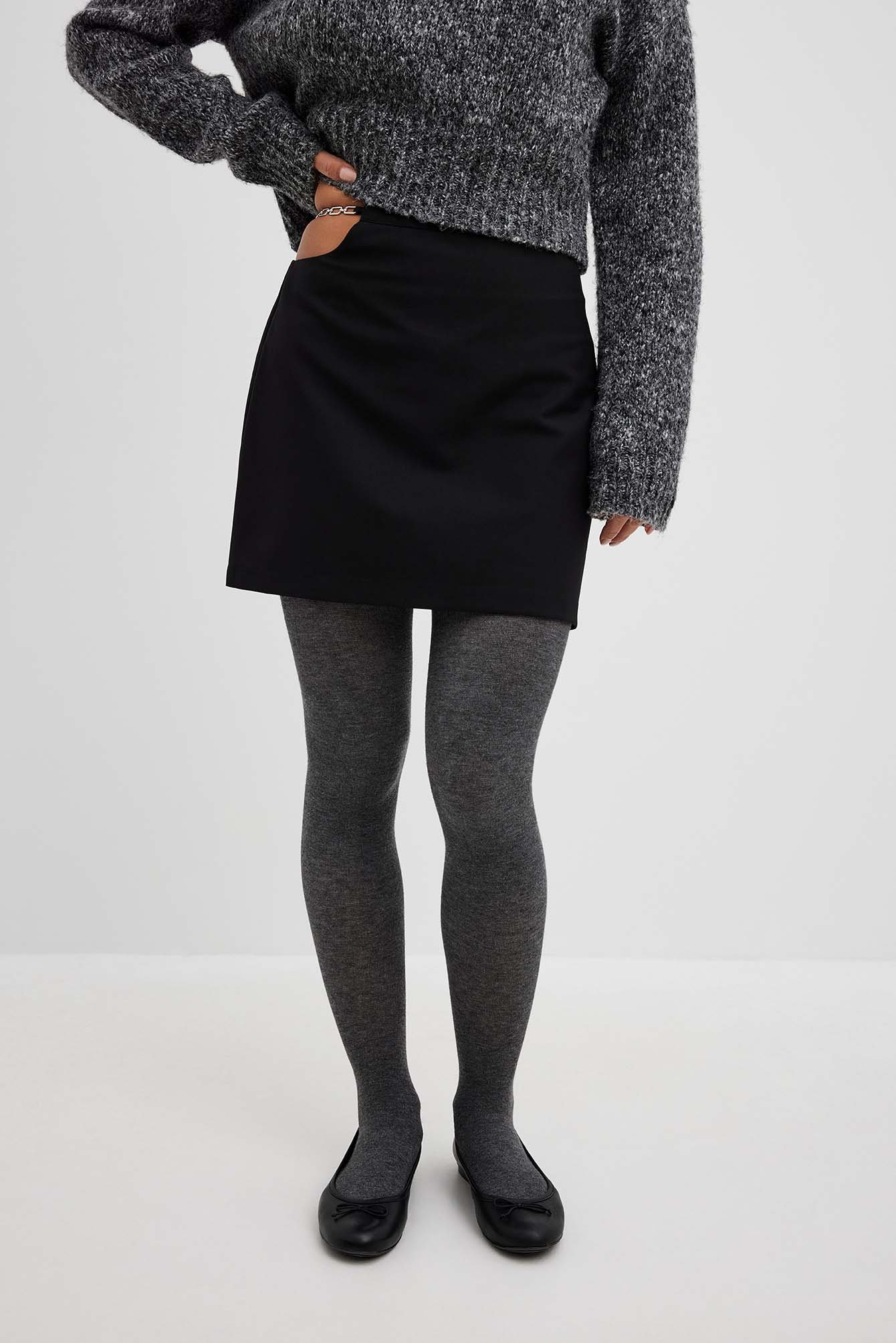 Rock mit Cut-outs und Metalldetail