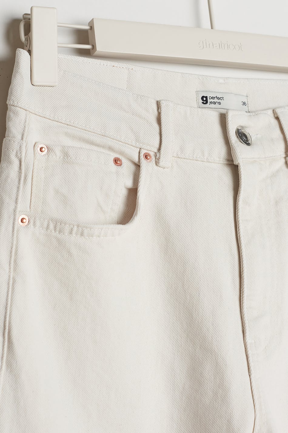 90s high waist jeans