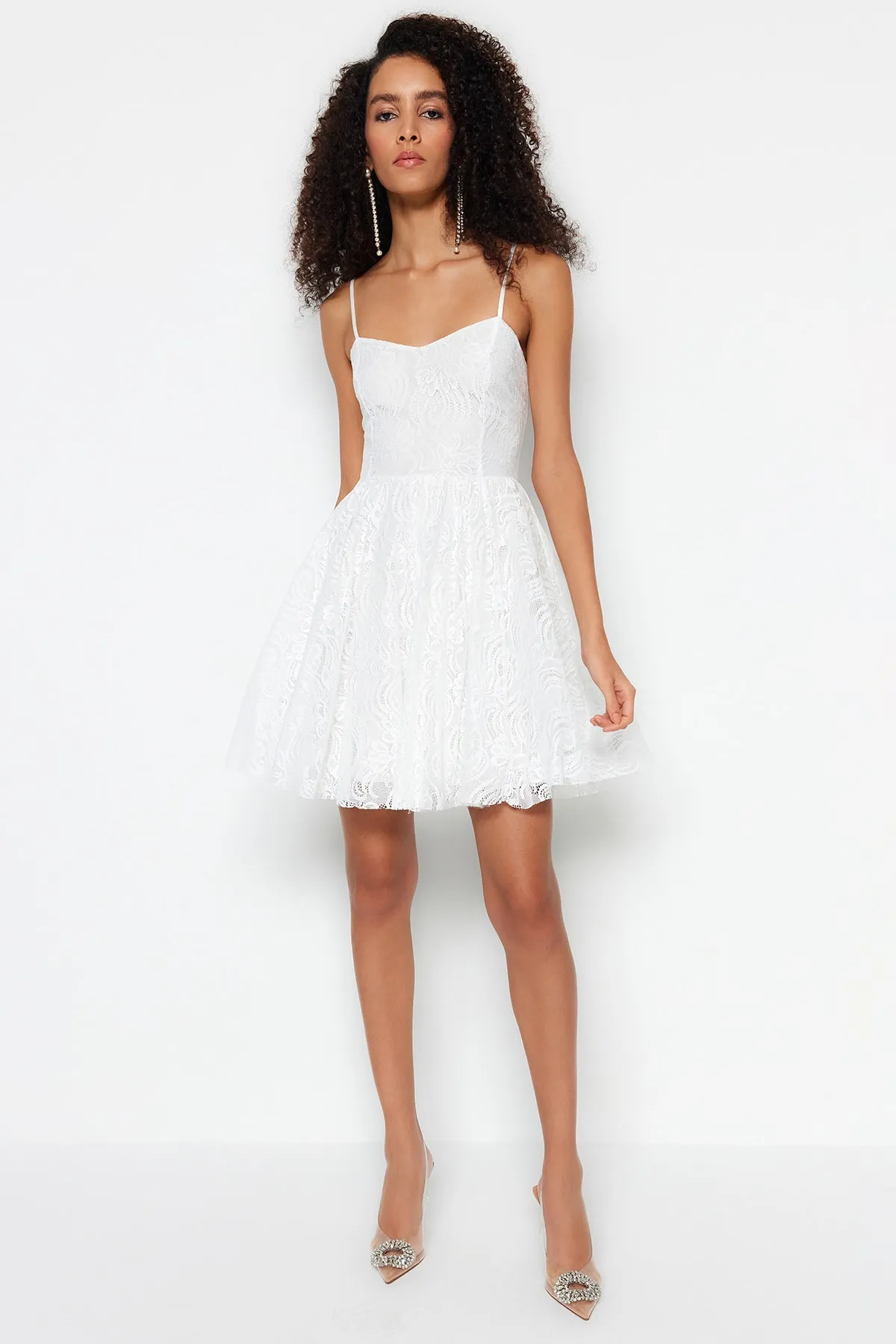 Trendyol Collection  Ecru-Taille geöffnet / Skater-gefüttert Spitze Hochzeit / Hochzeit Elegantes Abendkleid TPRSS23EL00525