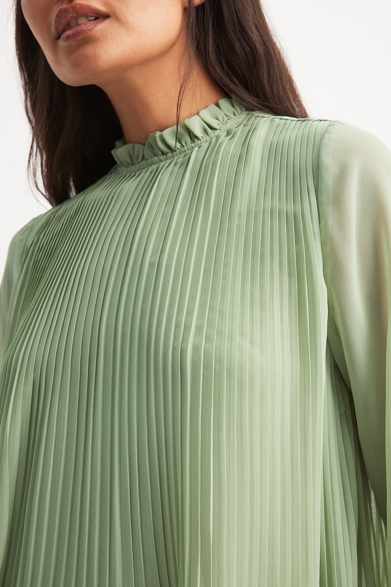 Plissiertes Minikleid