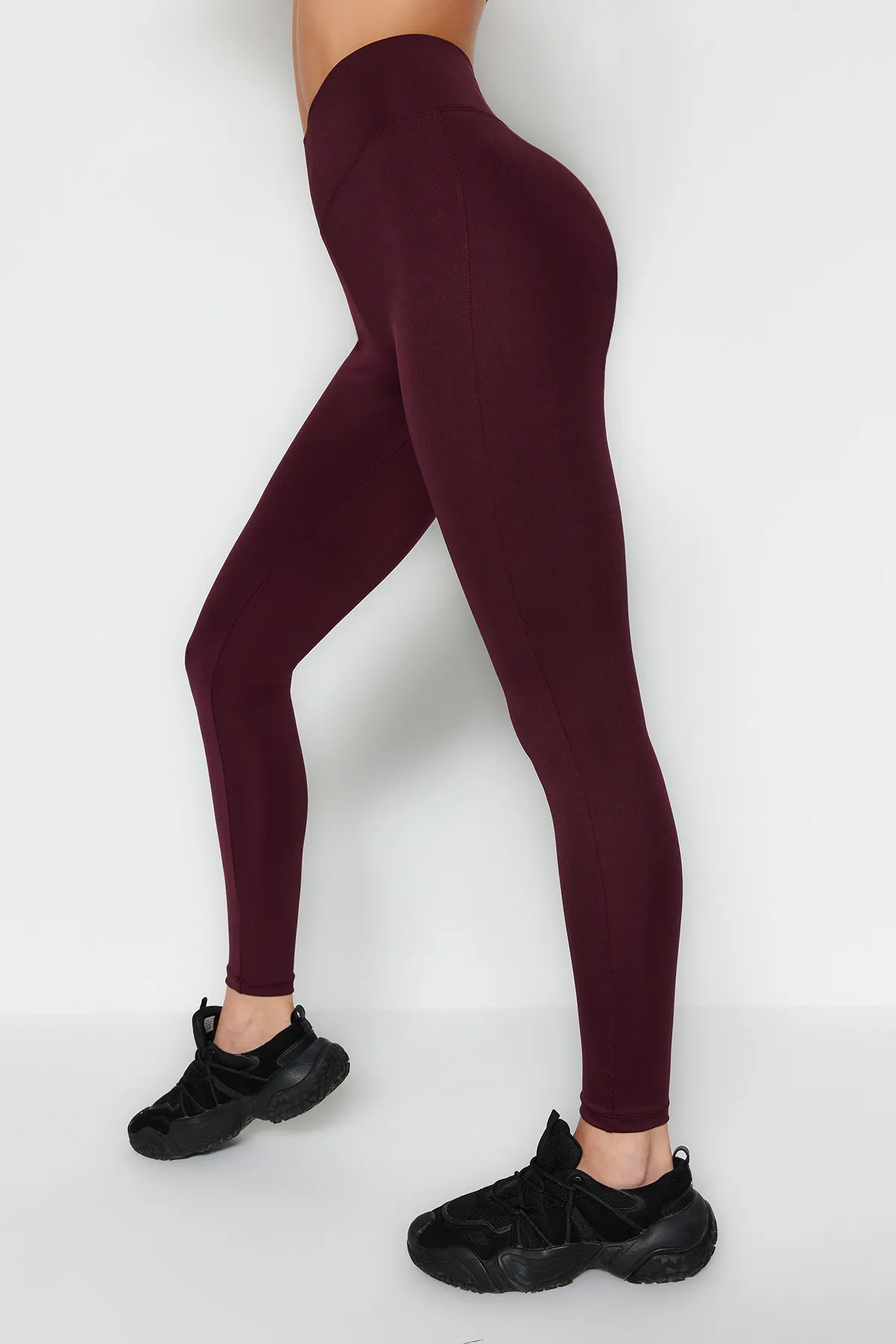 Trendyol Collection  Dunkle Kirsche, breite Taille, elastische Extra-Regeneration, gestrickte Sport-Leggings in voller Länge TWOAW21TA0029