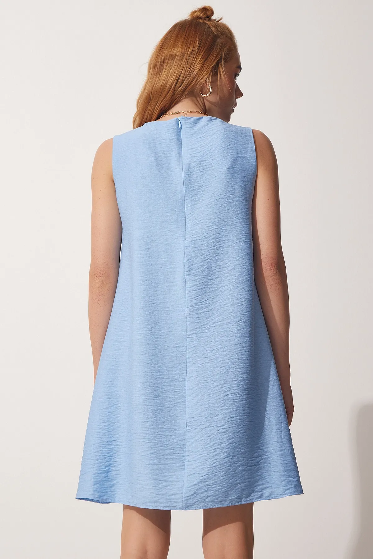 Happiness İstanbul  Himmelblaues Sommer-Glockenkleid aus Webstoff für Damen BF00067