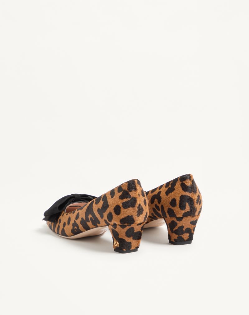 Bowow pumps van 45 mm met ponyvel-effect van kalfsleer