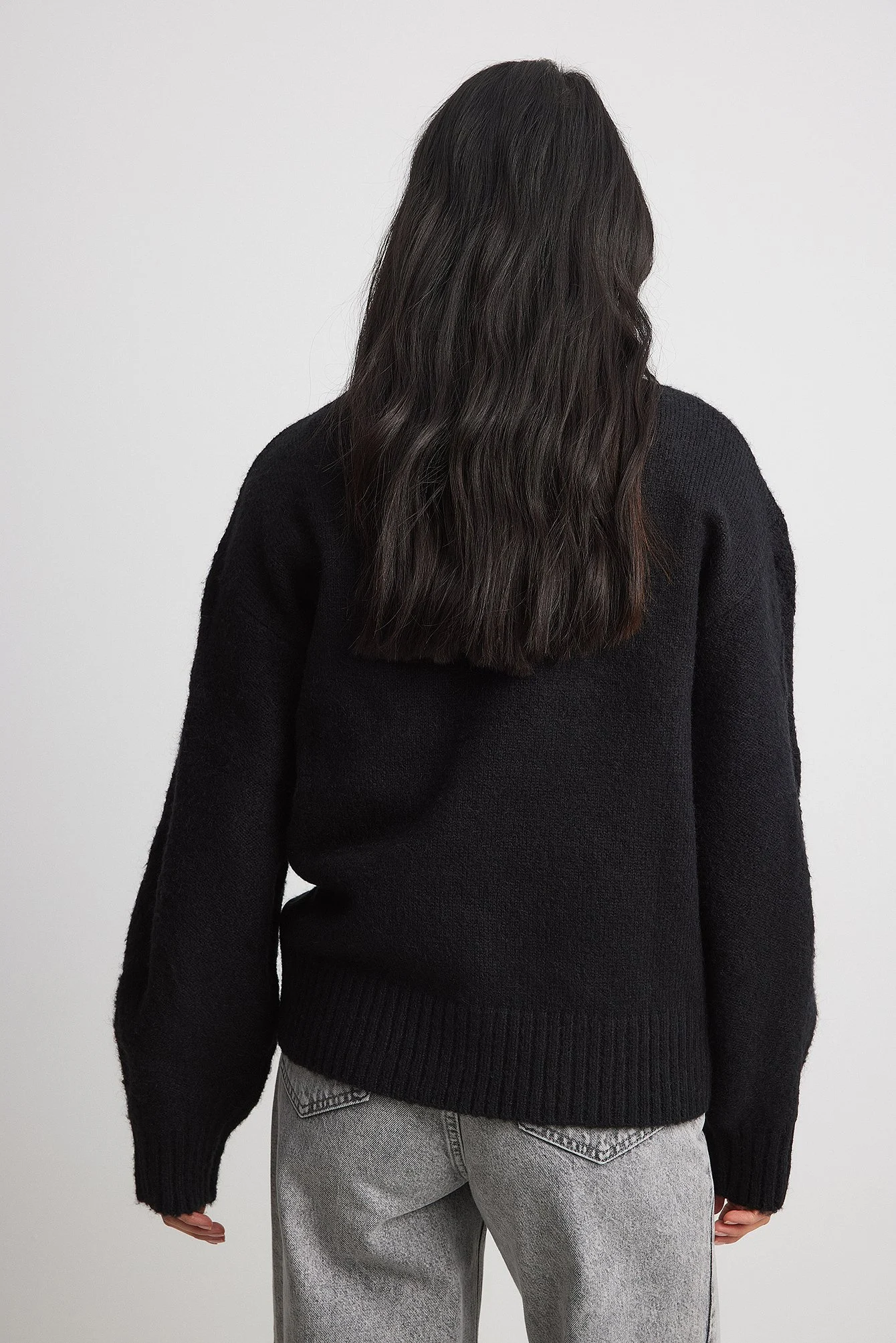 Strickpullover mit Zopfmuster und Rollkragen
