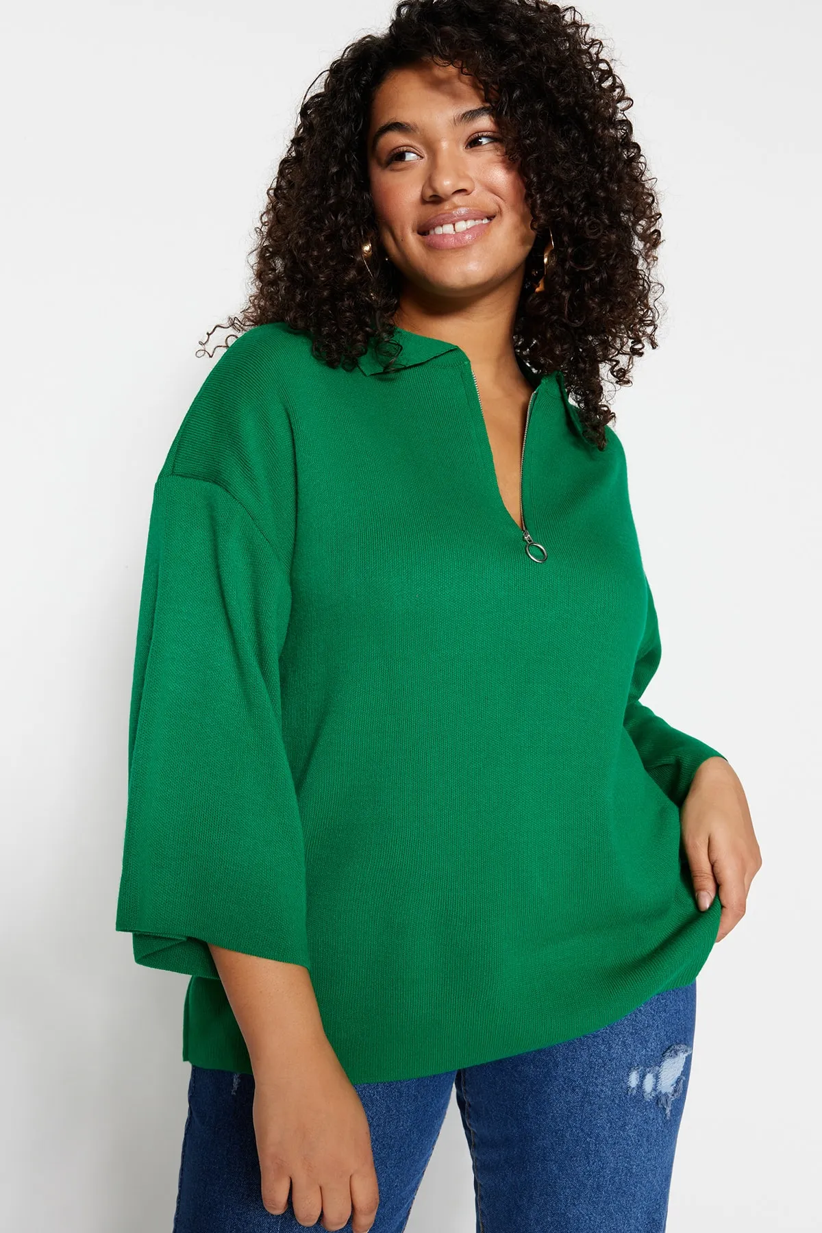 Trendyol Curve  Grüner Strickpullover mit Reißverschluss und Details TBBAW23AN00056