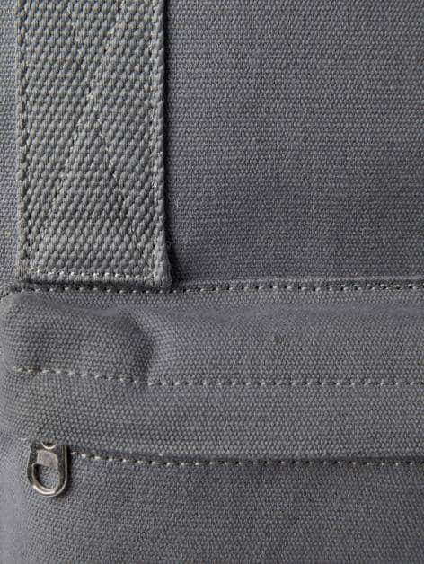 Rucksack mit aufgesetztem Reißverschlussfach