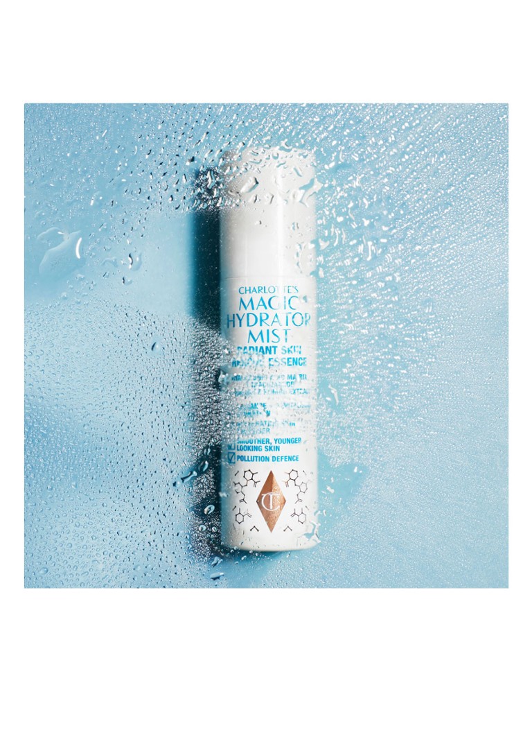 Charlotte Tilbury Magic Hydrating Facial Mist: Spray facial hidratant.