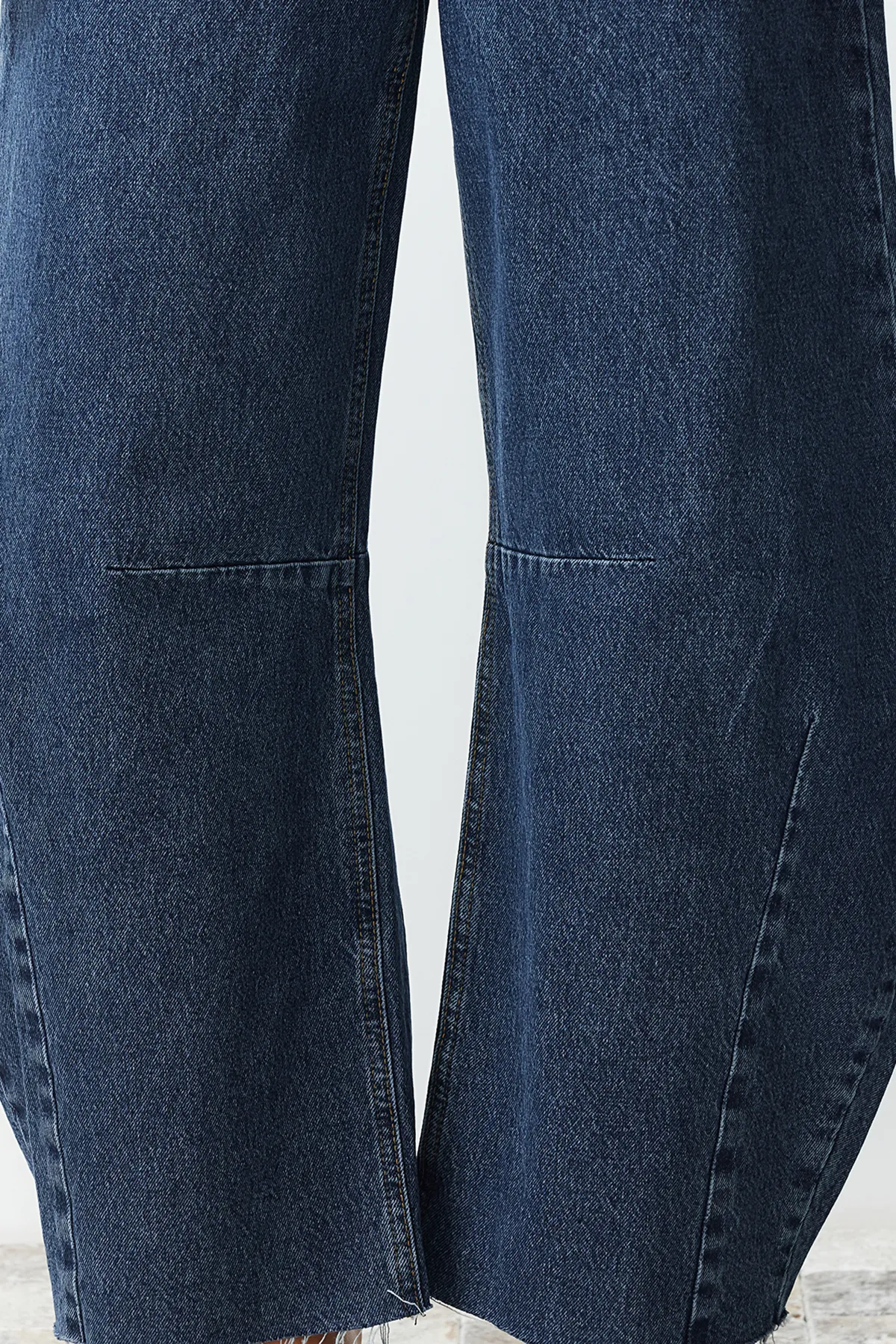 Trendyol Collection  High Waist Balloon Jeans - Dunkelblau, Nahtdetail, Nachhaltiger TWOSS24JE00141