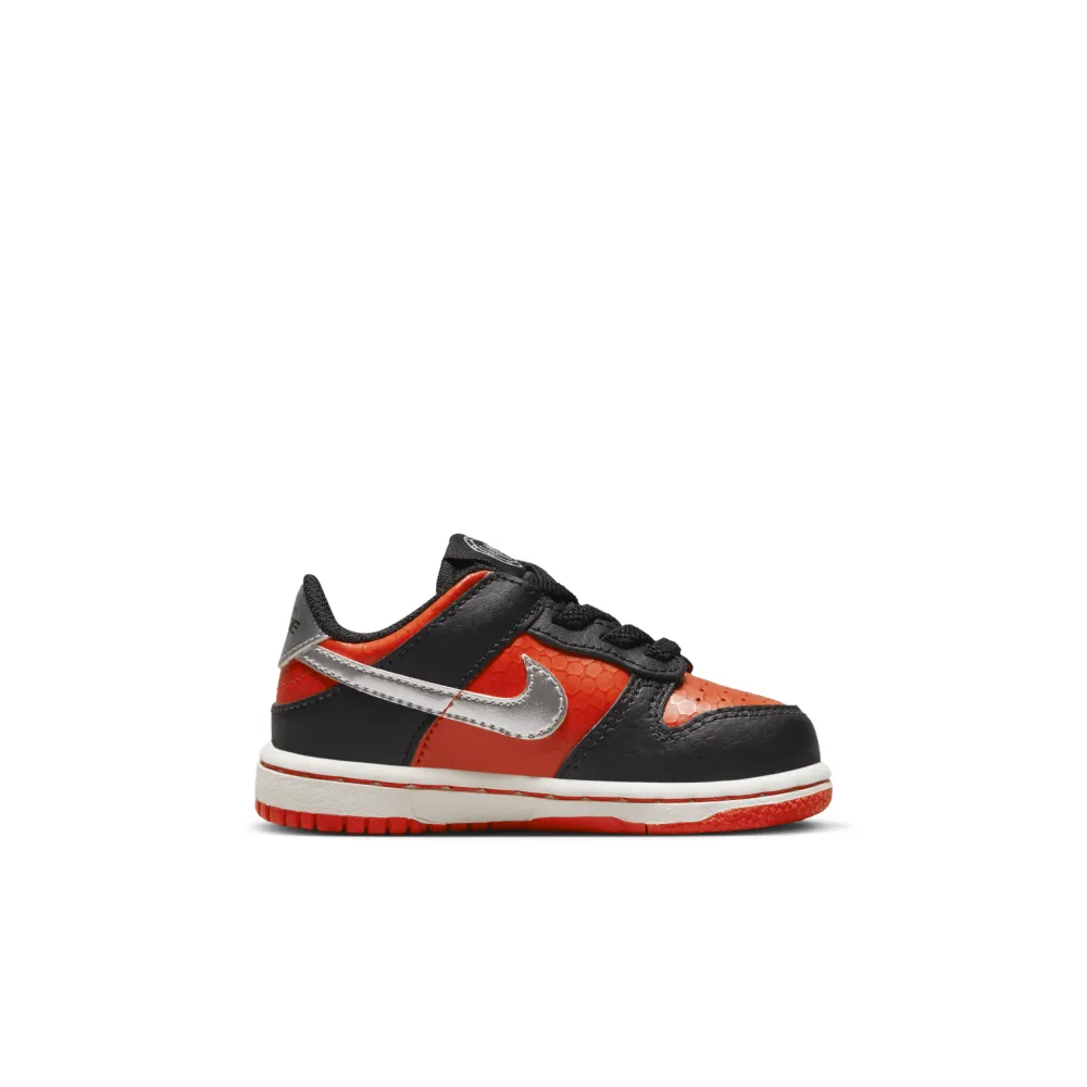 Nike Dunk Low DV1987-001 / schwarz