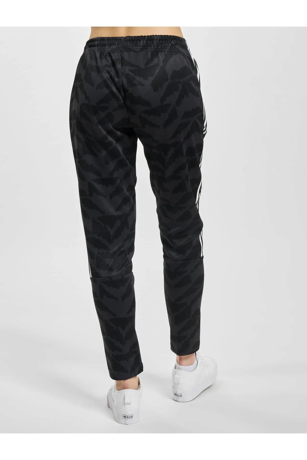 adidas  Jogginghose - Schwarz - Straight