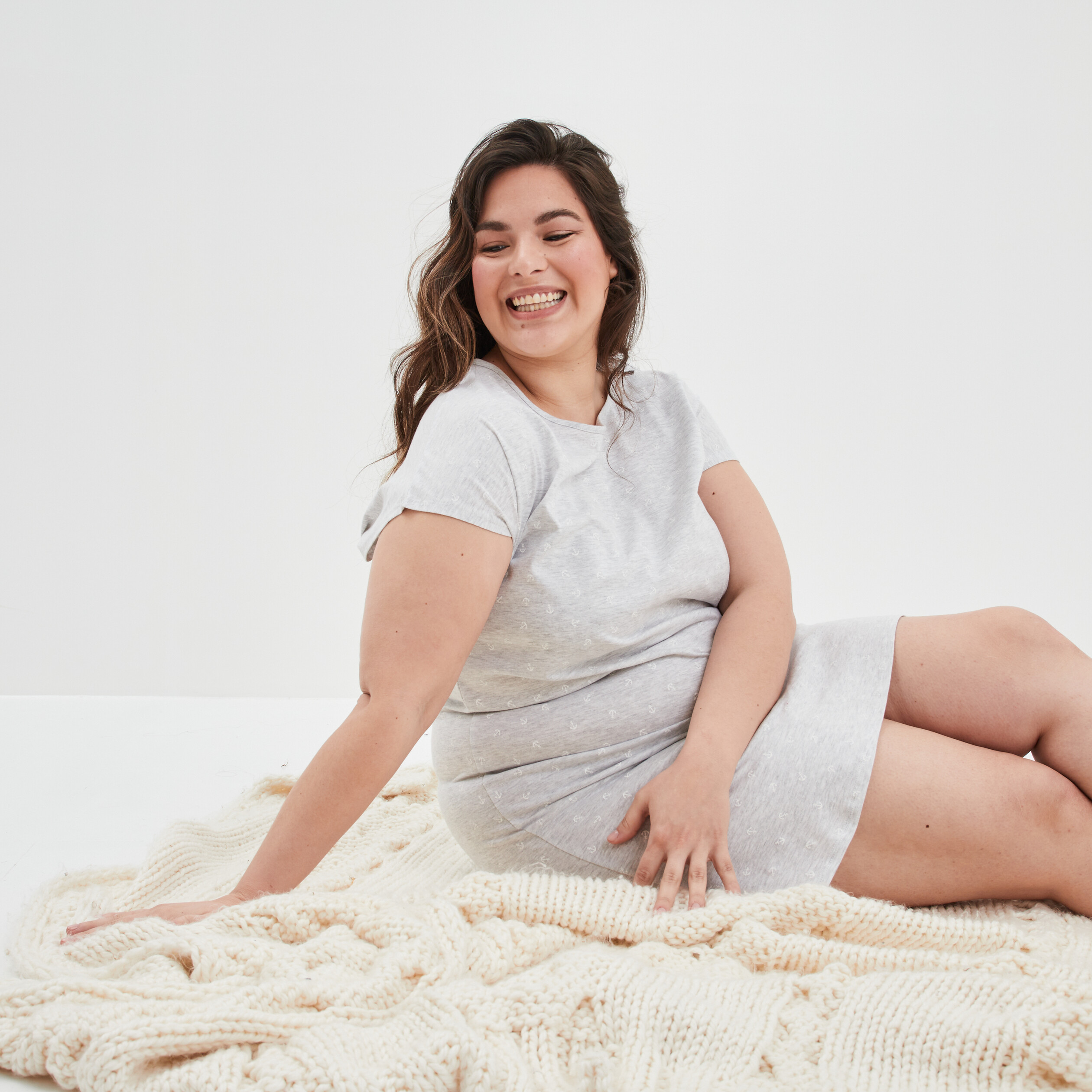 Chemise de nuit gris clair femme grande taille | La Halle