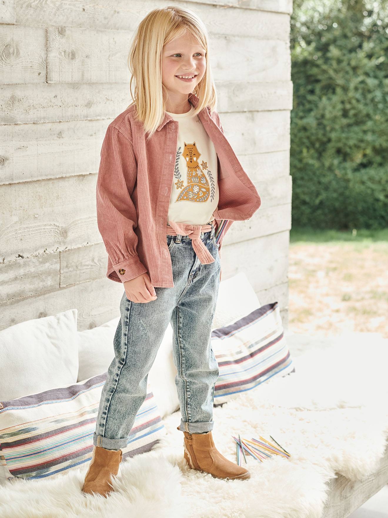 Vertbaudet Mädchen Jeans mit Stoffgürtel, Mom-Fit - schwarz