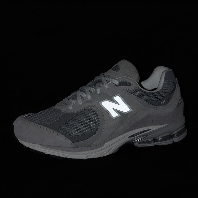 New Balance M2002RXJ concrete