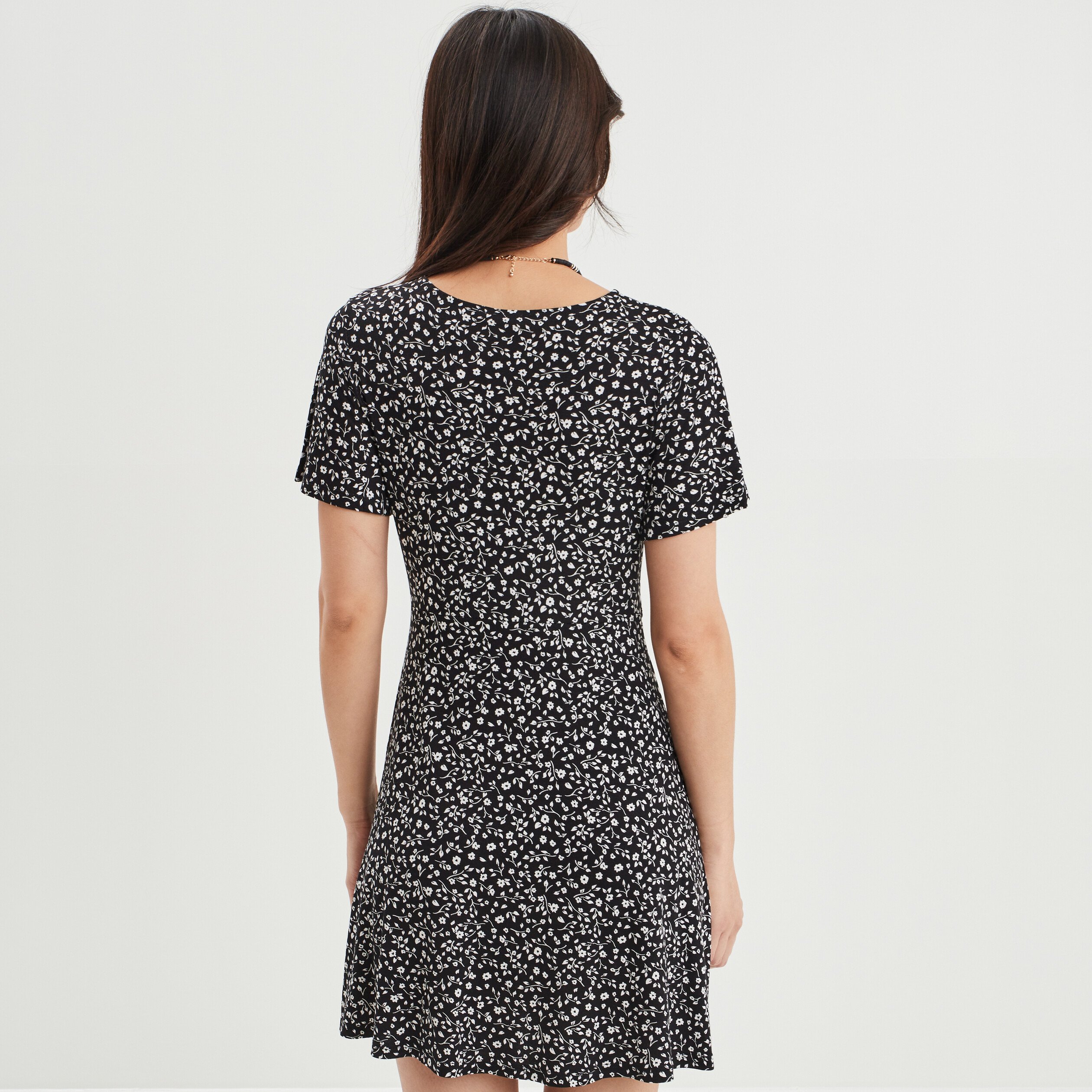 Robe patineuse manches courtes noir femme | La Halle