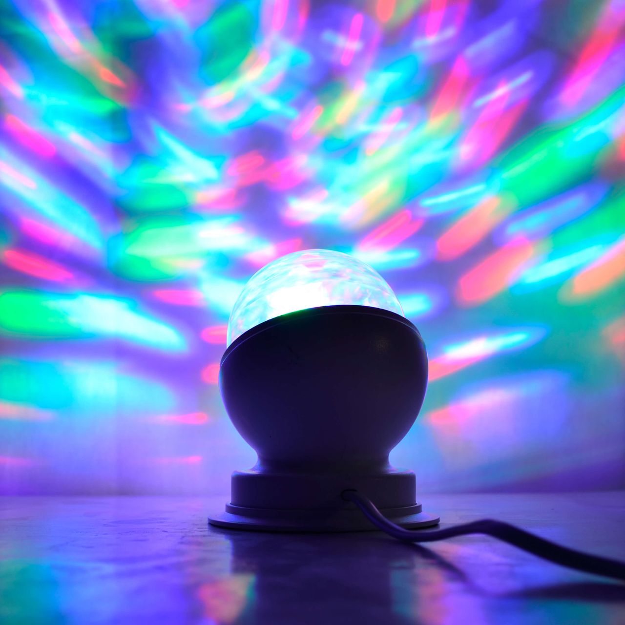 X4-Life Rotierende LED Partyleuchte RGB