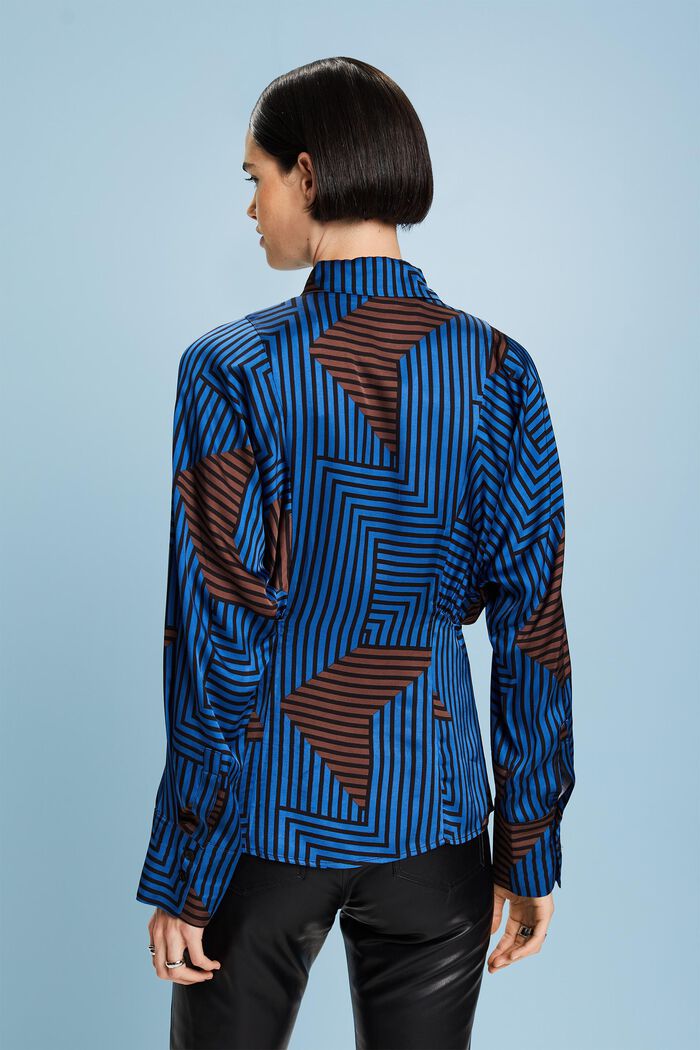 Satinbluse mit Fledermausärmeln