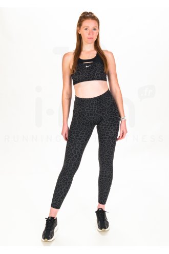 Nike Dri-Fit Swoosh