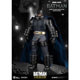 Batman The Dark Knight Returns Dynamic 8ction Heroes Actionfigur 1/9 Armored Batman 21 cm