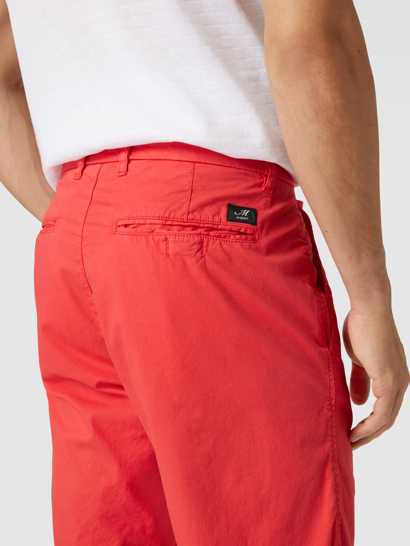 Bermudas mit Eingrifftaschen Modell 'London' in koralle