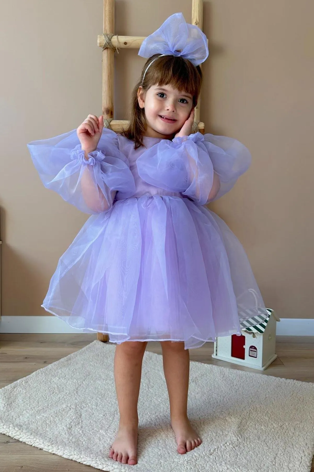 Le Mabelle  Lilafarbenes, langärmliges Organza-Partykleid für Mädchen – Salbei